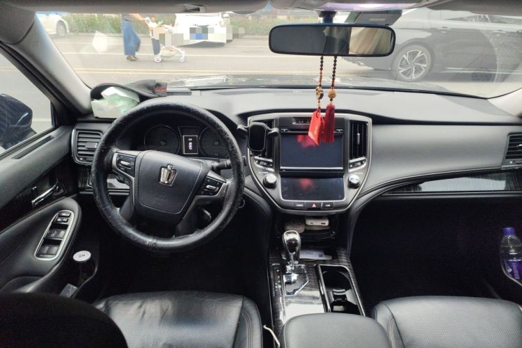 Used Toyota Crown 2015 2.0T Fashion Edition Center Console