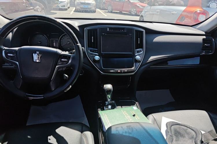Used Toyota Crown 2015 2.0T Fashion Edition Center Console
