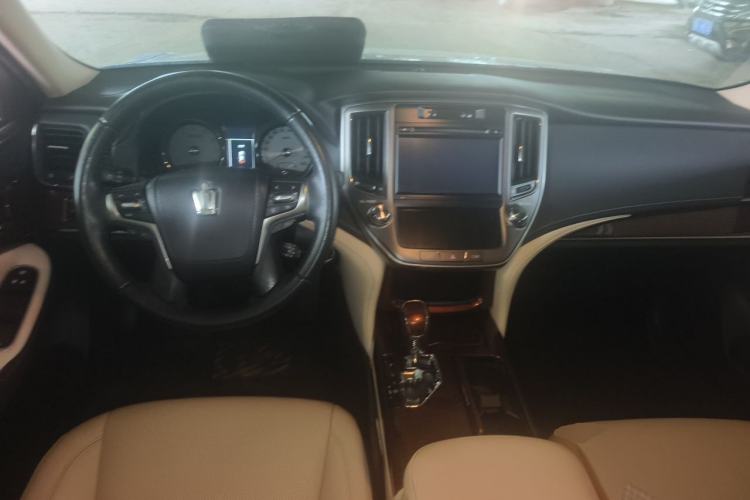 Used Toyota Crown 2015 2.0T Fashion Edition Center Console