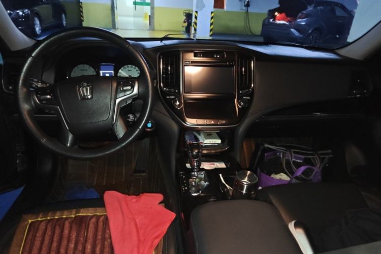 Used Toyota Crown 2015 2.0T Fashion Edition Center Console
