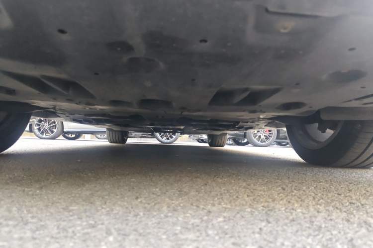 Used Toyota Crown 2015 2.0T Premium Edition Chassis Front