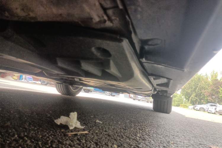 Used Toyota Crown 2015 2.0T Fashion Edition Chassis Front Left