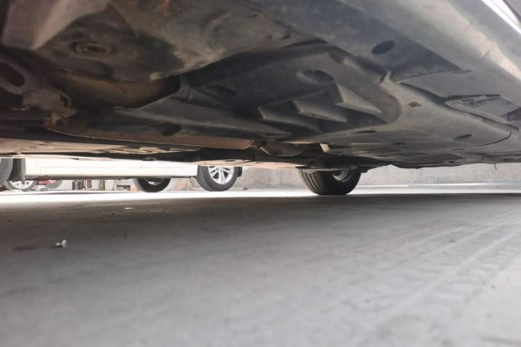 Used Toyota Crown 2015 2.0T Fashion Edition Chassis Front Left