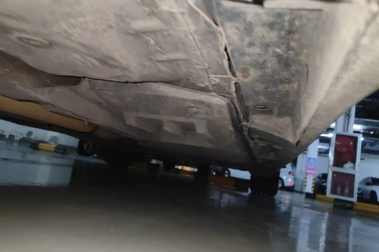 Used Toyota Crown 2015 2.0T Fashion Edition Chassis Front Left