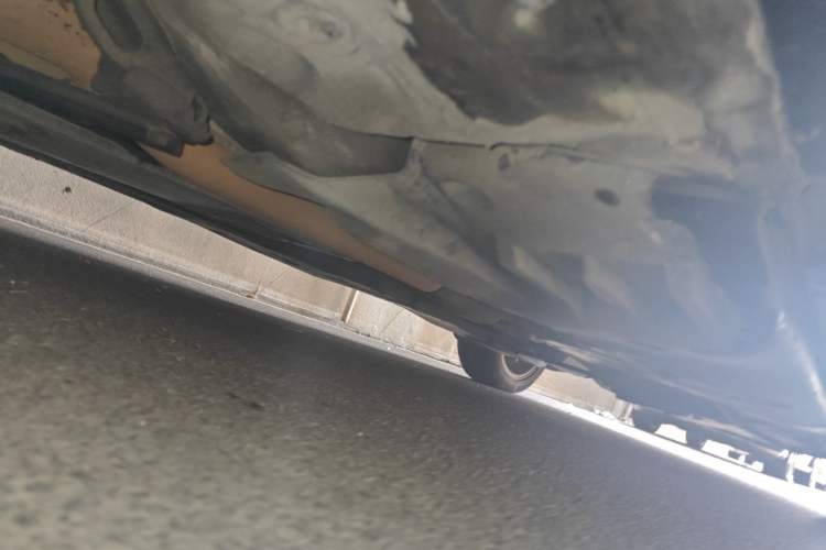 Used Toyota Crown 2015 2.0T Fashion Edition Chassis Front Left