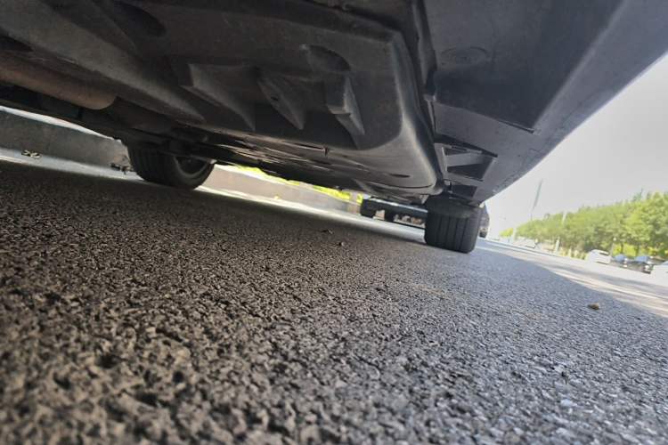 Used Toyota Crown 2015 2.0T Pioneer Edition Chassis Front Left