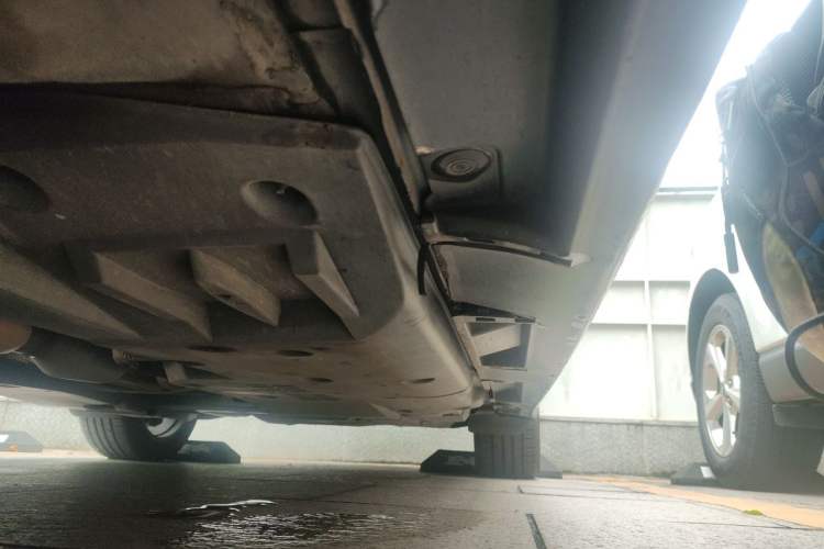 Used Toyota Crown 2015 2.0T Fashion Edition Chassis Front Left