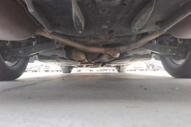 Used Toyota Crown 2015 2.0T Fashion Edition Chassis Rear