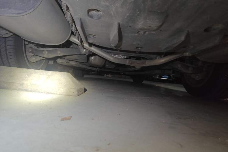 Used Toyota Crown 2015 2.0T Fashion Edition Chassis Rear