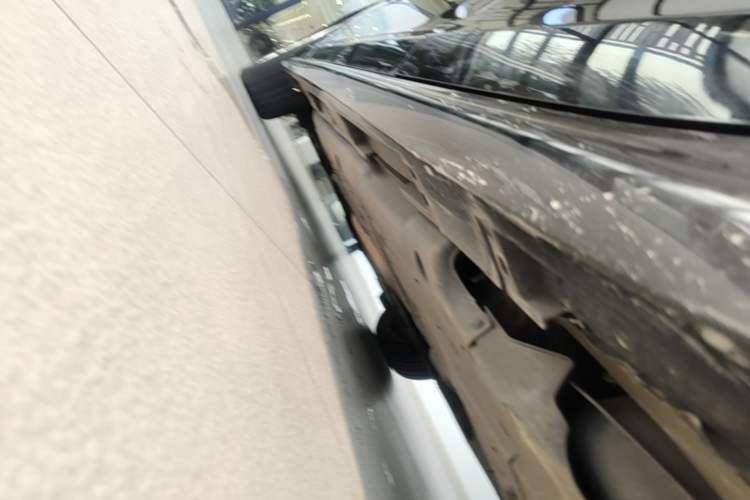 Used Toyota Crown 2015 2.0T Elite Edition Chassis Rear Left