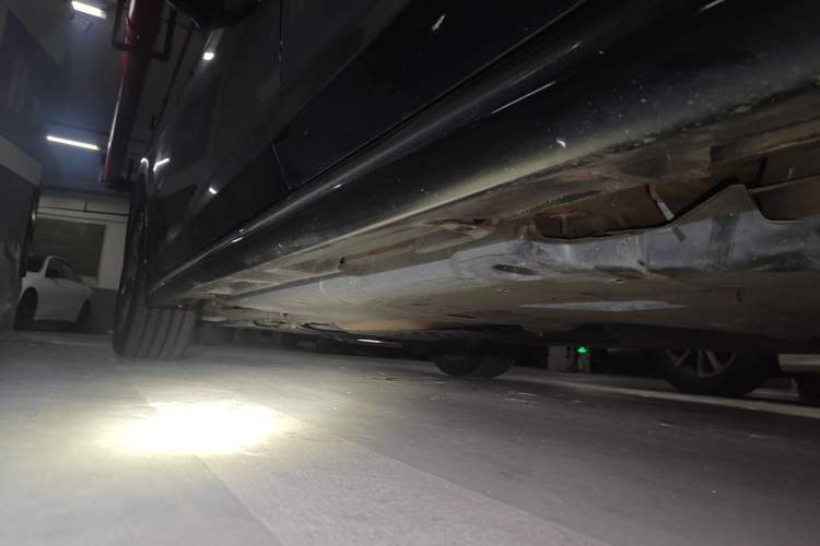 Used Toyota Crown 2015 2.0T Fashion Edition Chassis Rear Left