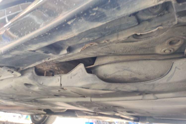 Used Toyota Crown 2015 2.0T Fashion Edition Chassis Rear Left