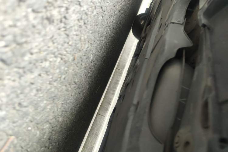 Used Toyota Crown 2015 2.5L Executive Edition Chassis Rear Left