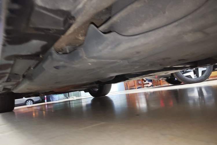 Used Toyota Crown 2015 2.0T Fashion Edition Chassis Rear Left