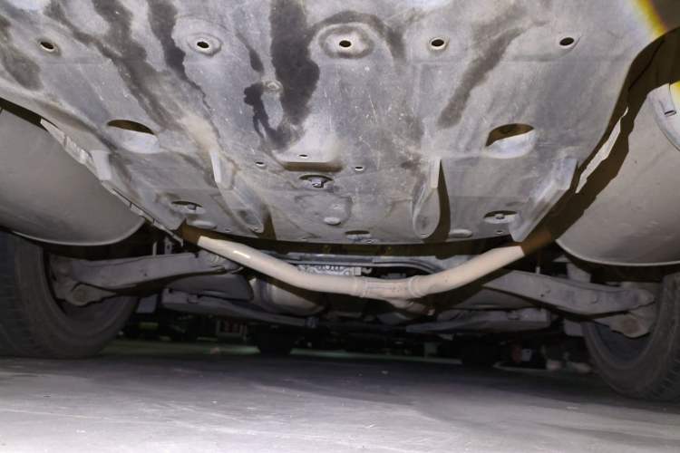 Used Toyota Crown 2015 2.0T Fashion Edition Chassis Rear