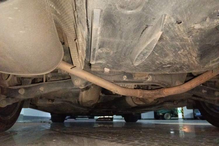 Used Toyota Crown 2015 2.0T Fashion Edition Chassis Rear