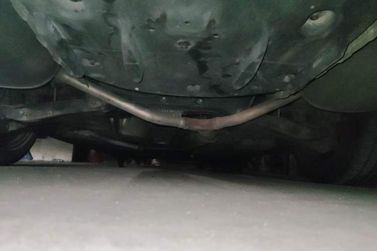 Used Toyota Crown 2015 2.0T Fashion Edition Chassis Rear