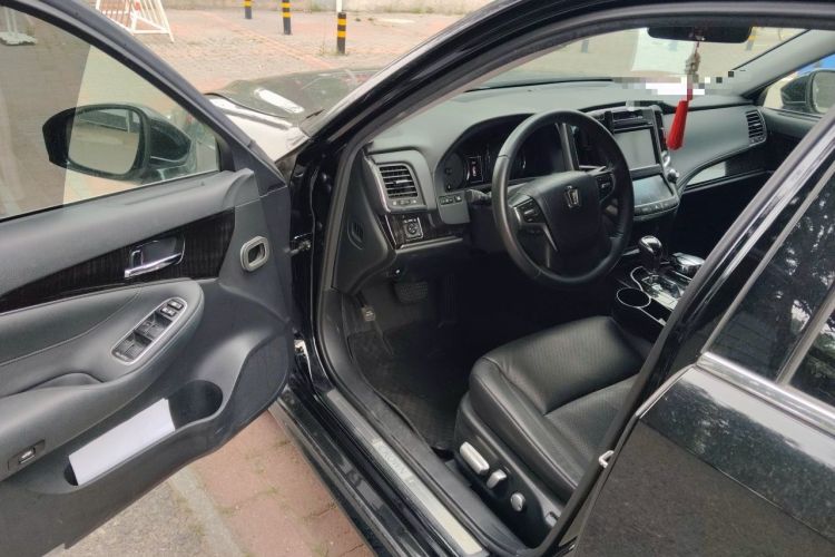 Used Toyota Crown 2015 2.0T Fashion Edition Driver Seat
