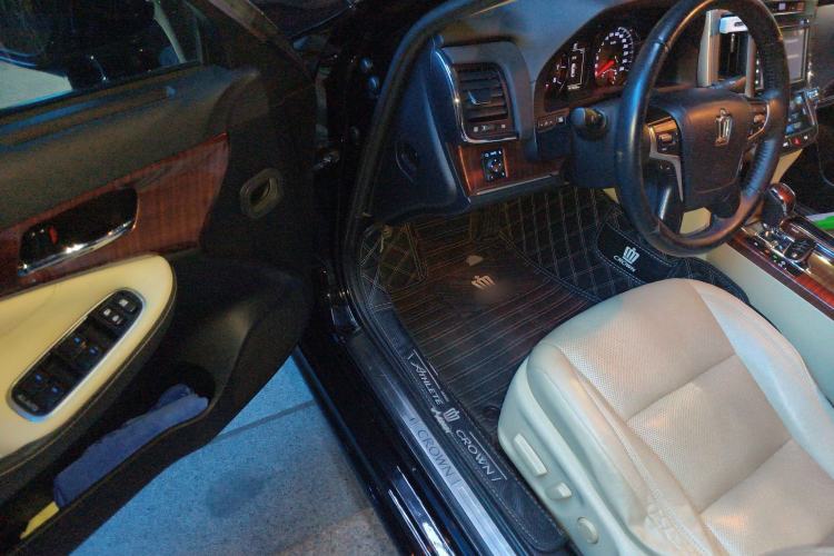 Used Toyota Crown 2015 2.5L Smart Edition Driver Seat
