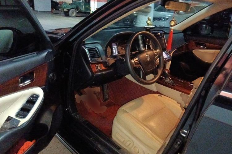Used Toyota Crown 2015 2.0T Fashion Edition Driver Seat