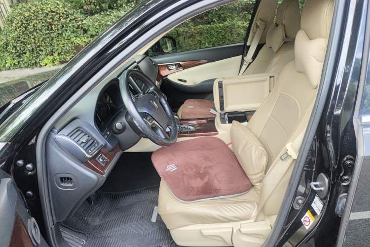 Used Toyota Crown 2015 2.5L Executive Edition Driver Seat