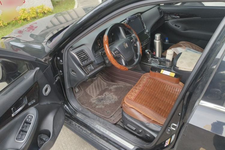 Used Toyota Crown 2015 2.5L Elite Edition Driver Seat