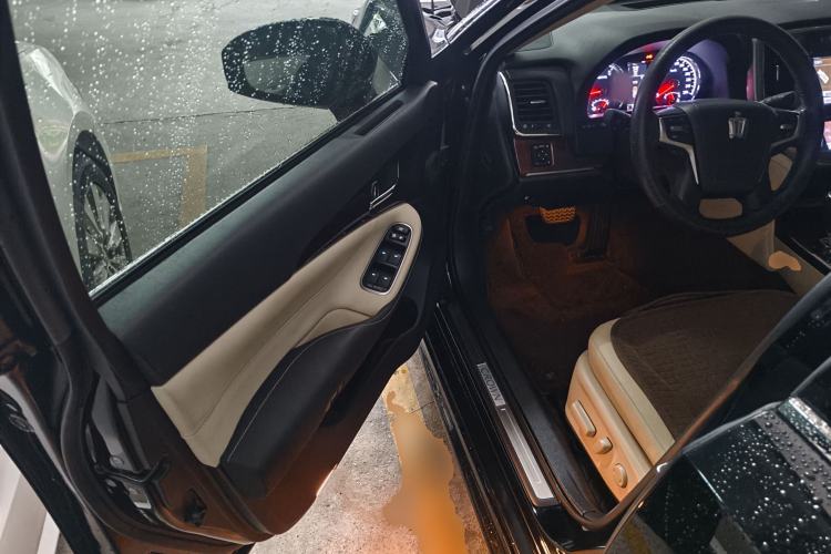 Used Toyota Crown 2015 2.0T Fashion Edition Driver Seat