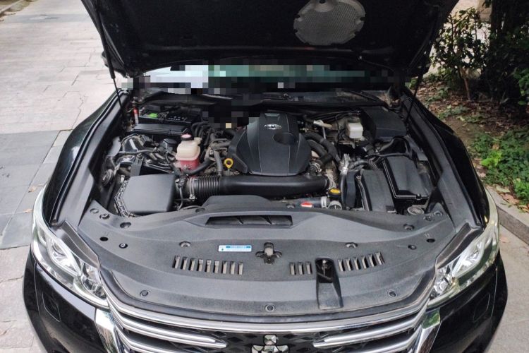 Used Toyota Crown 2015 2.0T Premium Edition Engine Bay