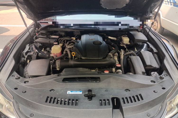 Used Toyota Crown 2015 2.0T Fashion Edition Engine Bay