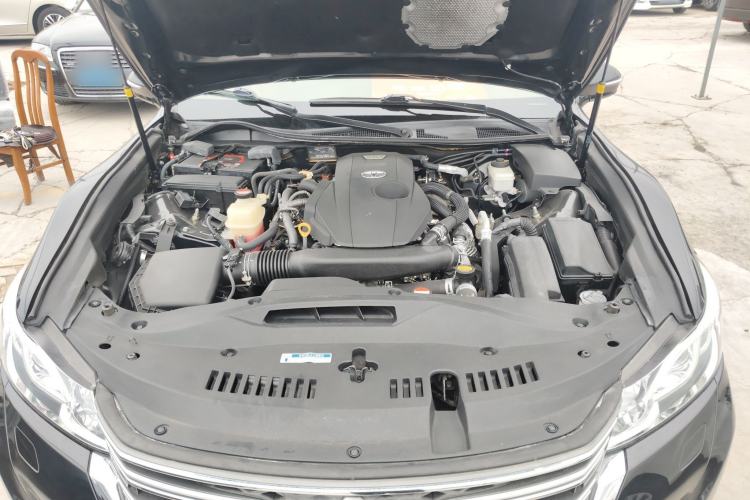 Used Toyota Crown 2015 2.0T Fashion Edition Engine Bay