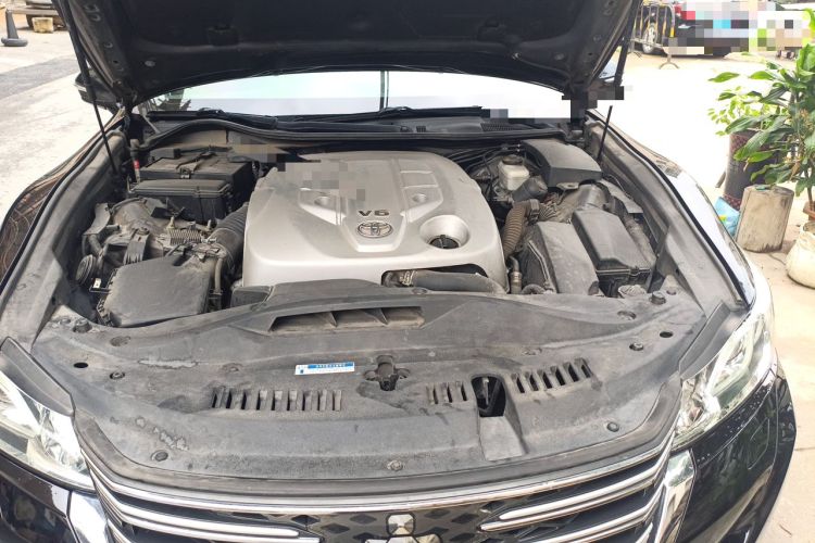 Used Toyota Crown 2015 2.5L Smart Edition Engine Bay