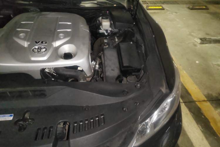 Used Toyota Crown 2015 2.5L Smart Edition Engine Bay Left