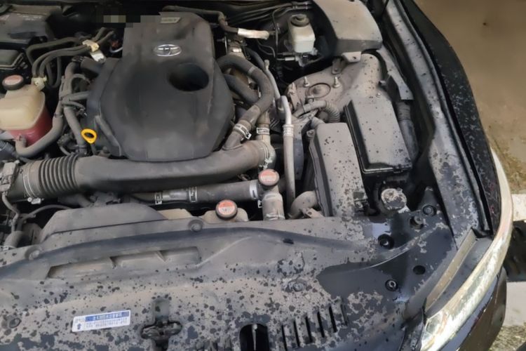 Used Toyota Crown 2015 2.0T Fashion Edition Engine Bay Left