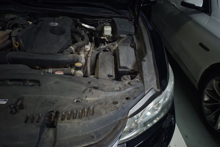 Used Toyota Crown 2015 2.0T Fashion Edition Engine Bay Left