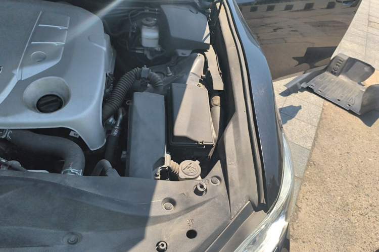 Used Toyota Crown 2015 2.5L Smart Edition Engine Bay Left