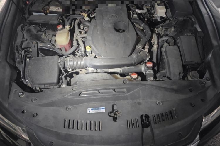 Used Toyota Crown 2015 2.0T Fashion Edition Engine Bay