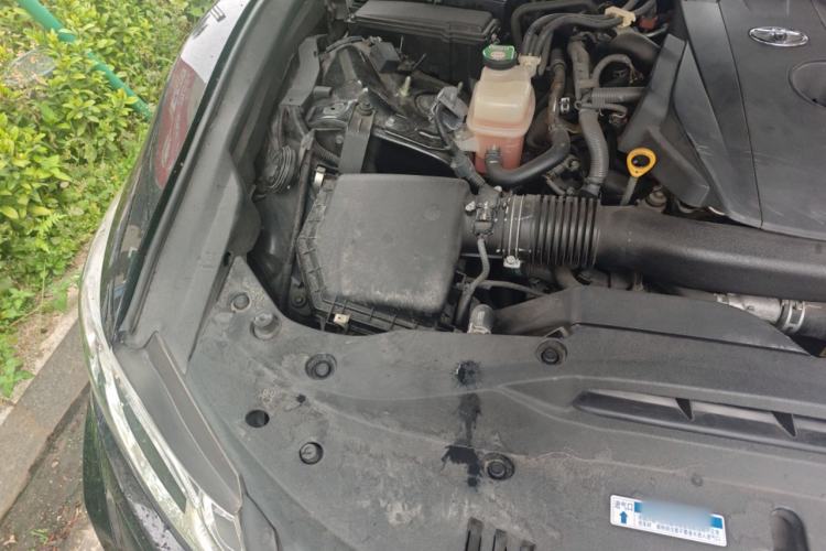 Used Toyota Crown 2015 2.0T Fashion Edition Engine Bay Right