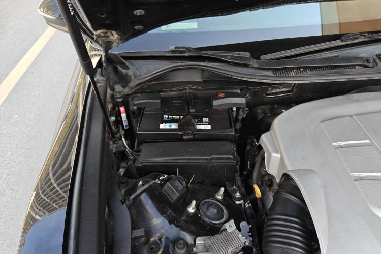 Used Toyota Crown 2015 2.5L Smart Edition Engine Bay Right