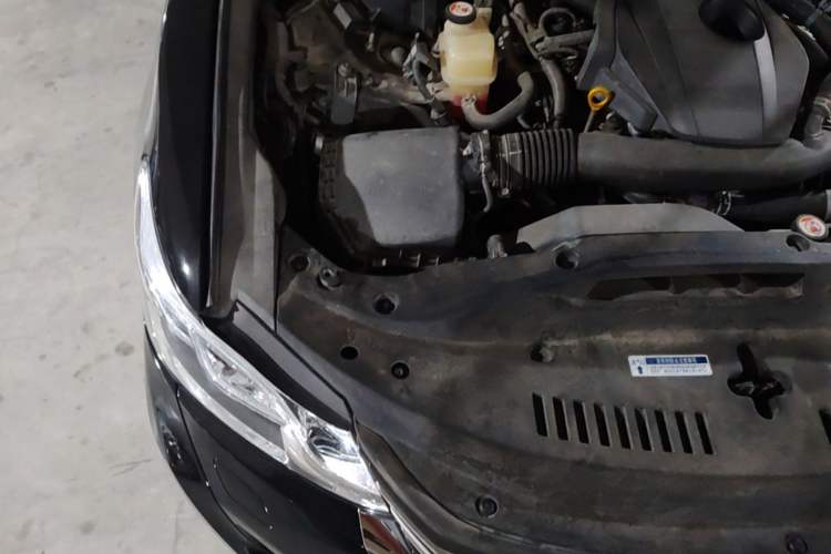 Used Toyota Crown 2015 2.0T Fashion Edition Engine Bay Right