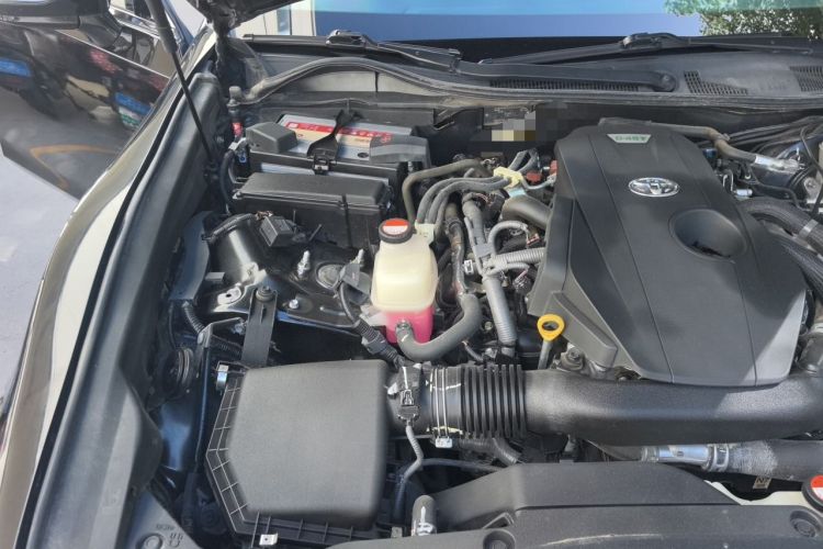 Used Toyota Crown 2015 2.0T Fashion Edition Engine Bay Right