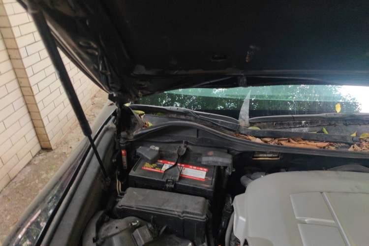 Used Toyota Crown 2015 2.5L Fashion Limited Edition Engine Bay Right