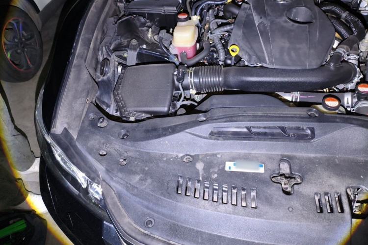 Used Toyota Crown 2015 2.0T Fashion Edition Engine Bay Right