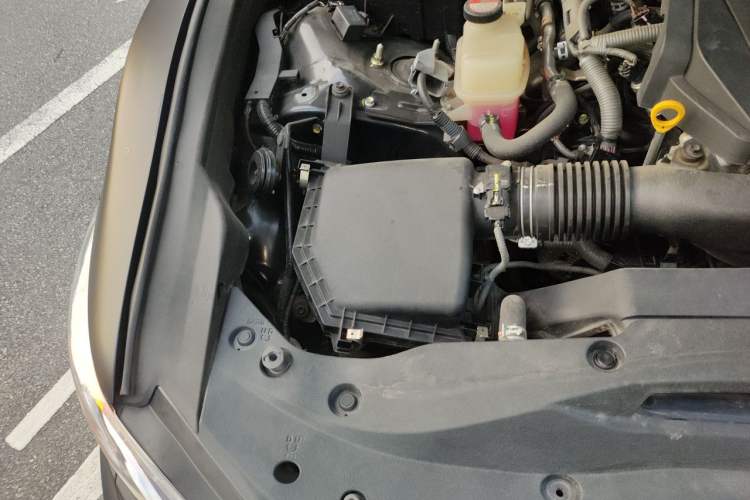 Used Toyota Crown 2015 2.0T Fashion Edition Engine Bay Right