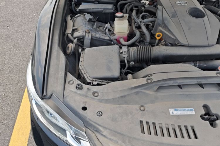 Used Toyota Crown 2015 2.0T Fashion Edition Engine Bay Right