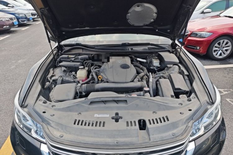 Used Toyota Crown 2015 2.0T Fashion Edition Engine Bay