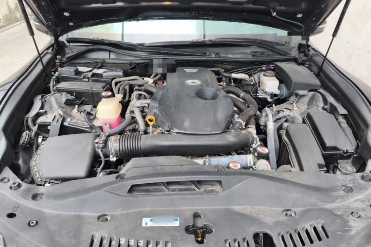 Used Toyota Crown 2015 2.0T Fashion Edition Engine Bay