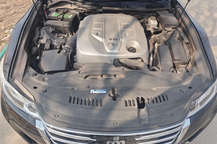 Used Toyota Crown 2015 2.5L Smart Edition Engine Bay