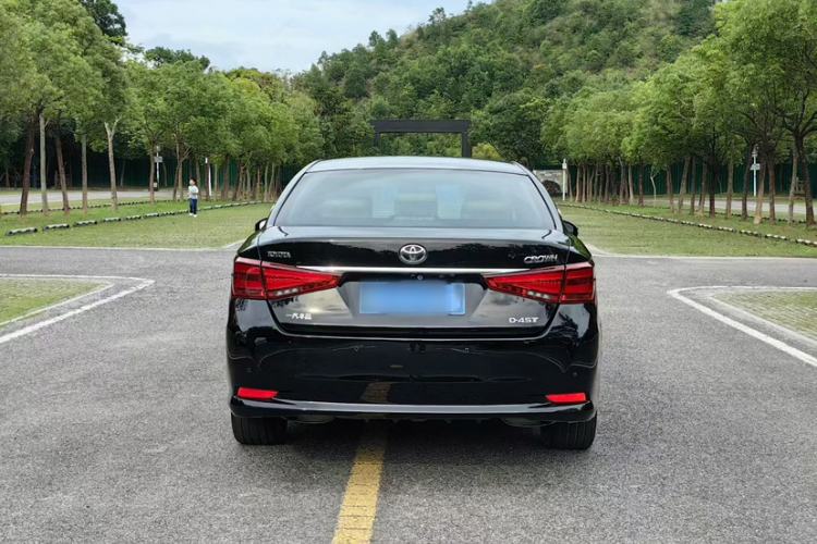 Used Toyota Crown 2015 2.0T Fashion Edition Exterior 1