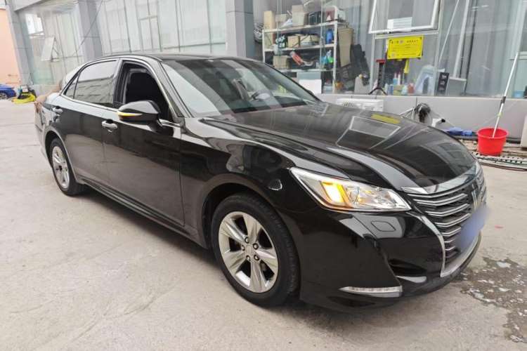 Used Toyota Crown 2015 2.0T Fashion Edition Exterior 2