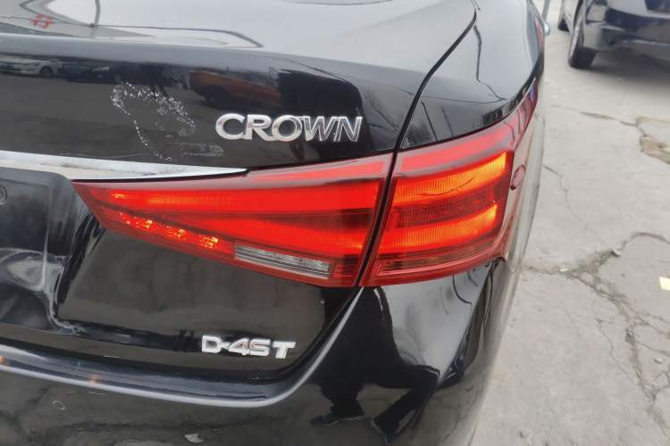 Used Toyota Crown 2015 2.0T Fashion Edition Exterior 3